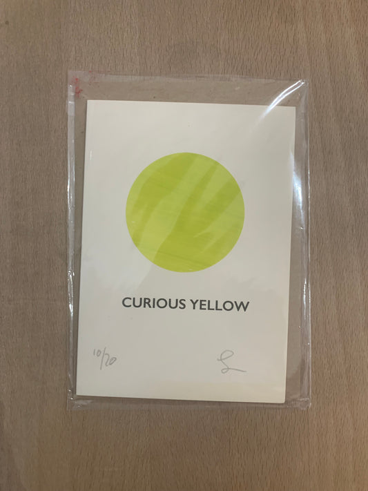 CMPH "Curious yellow"